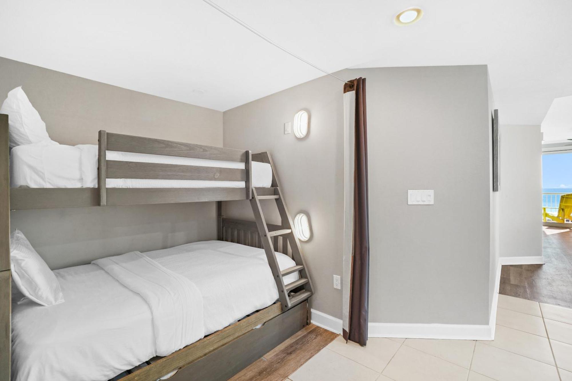 Grand Panama By Panhandle Getaways * Panama City Beach